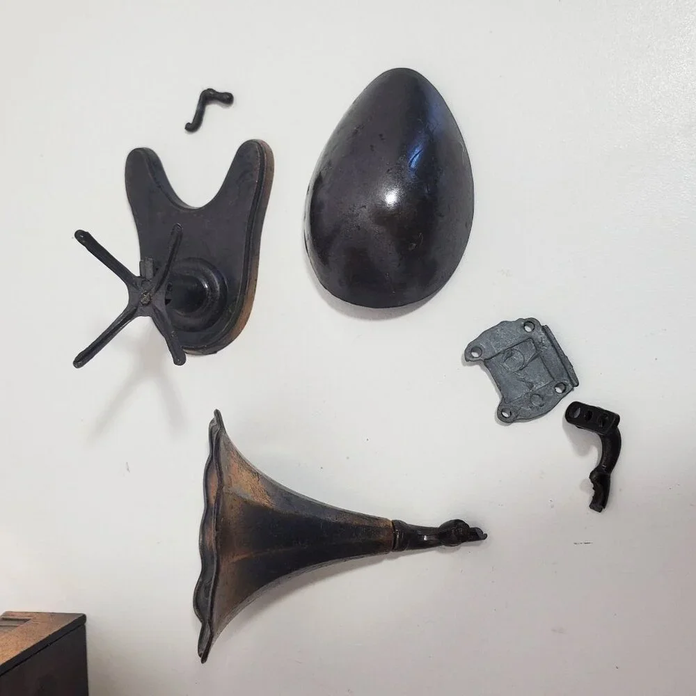 Durham Industries 70s Dollhouse Furniture Lot Diecast Metal Parts Only - Picture 8 of 14